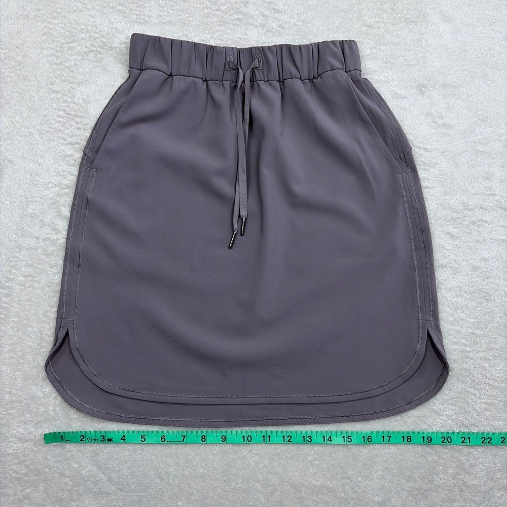 Lululemon On the Fly Skirt Womens 4 Purple Woven Travel Activewear Drawstring - Picture 7 of 8